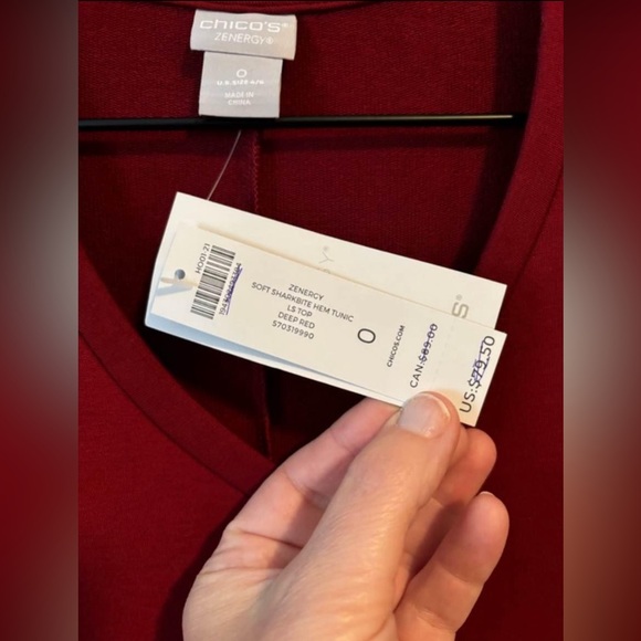 💥Last Call💥 Chico’s Shark Bite Hem Top 🆕 - Picture 3 of 5